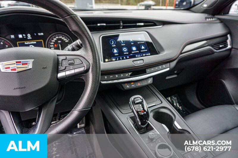 2022 Cadillac XT4 Sport