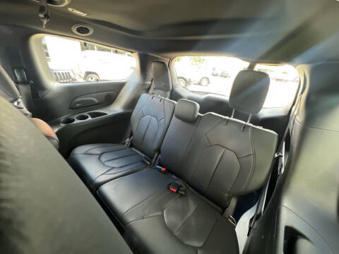 2020 Chrysler Pacifica Touring L Plus