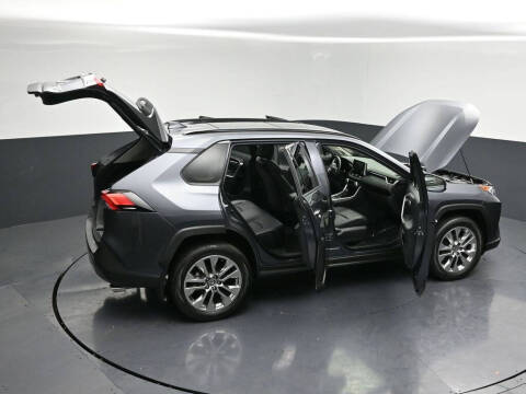 2020 Toyota RAV4 Limited