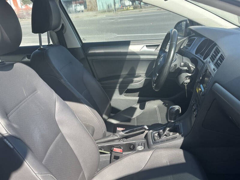 2015 Volkswagen Golf