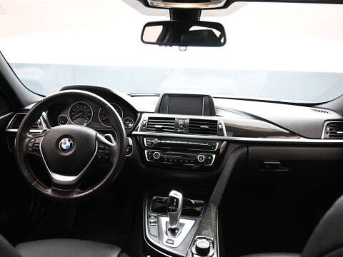 2018 BMW 3 Series 330e iPerformance