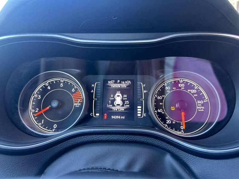 2020 Jeep Cherokee Altitude