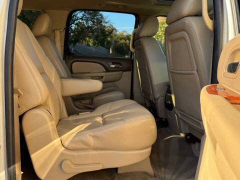 2014 Chevrolet Suburban LTZ