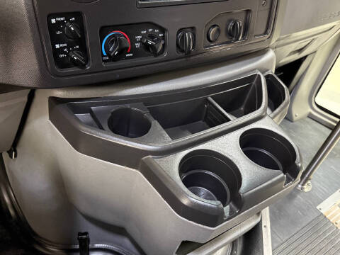 2016 Ford E-Series E-350 SD