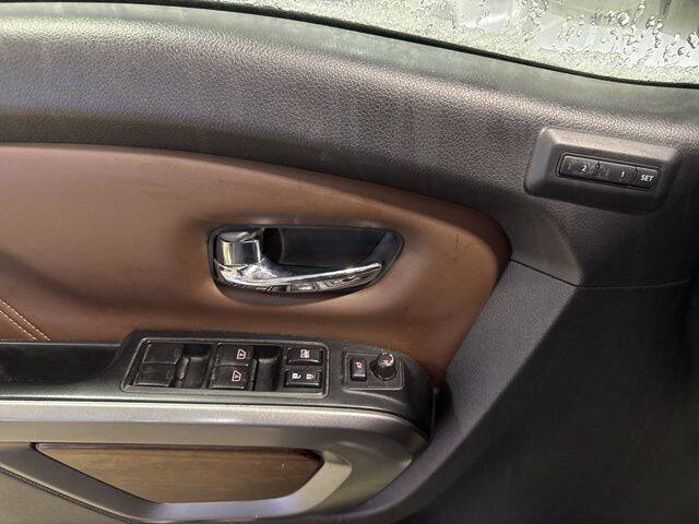2019 Nissan Titan Platinum Reserve