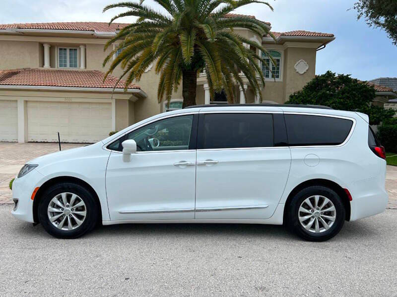 2017 Chrysler Pacifica for sale at B2 AUTO SALES in Pompano Beach, FL