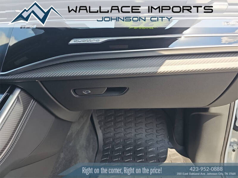 2025 Audi SQ7 4.0T quattro Premium Plus