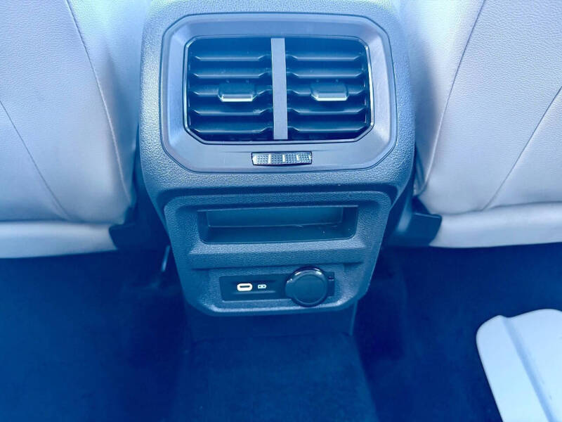 2021 Volkswagen Tiguan SE 4Motion