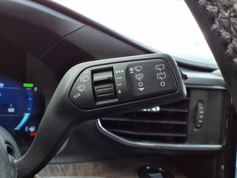 2023 Ford Explorer Hybrid Platinum