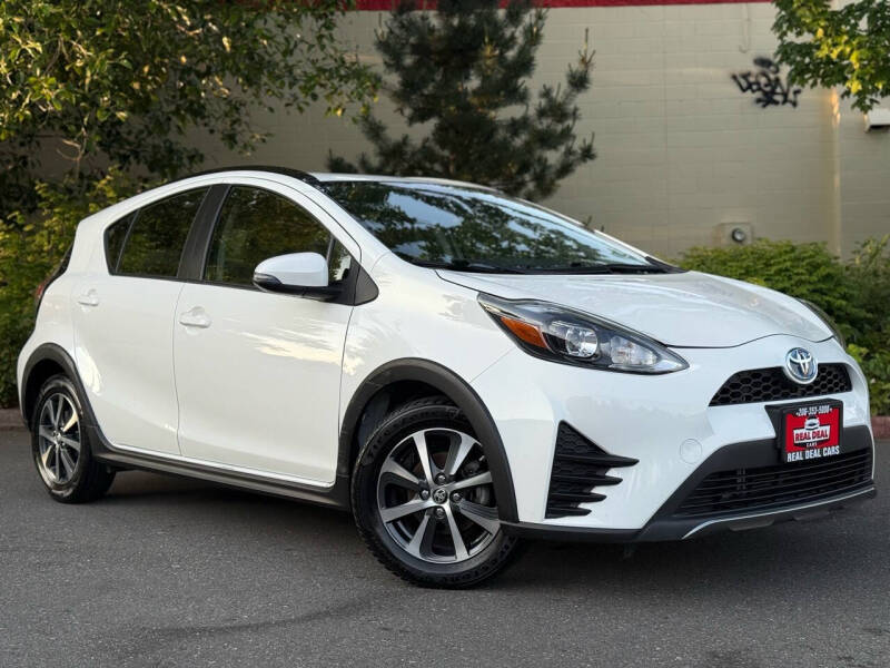 Used 2019 Toyota Prius C LE with VIN JTDKDTB3XK1622592 for sale in Everett, WA