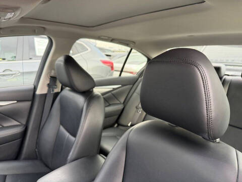 2021 Infiniti Q50 Luxe