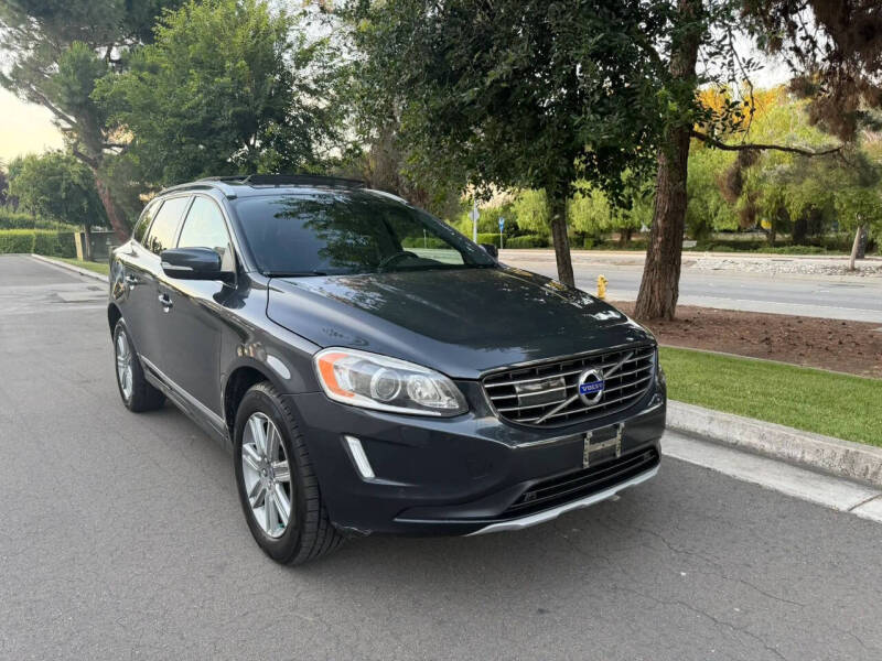 2016 Volvo XC60 T6 Drive-E Platinum