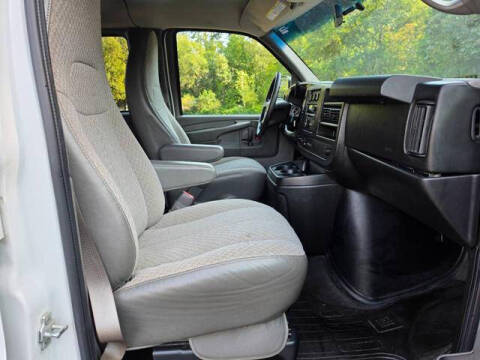 2013 Chevrolet Express LT 2500