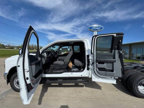 2025 Ford F-350 Super Duty XL