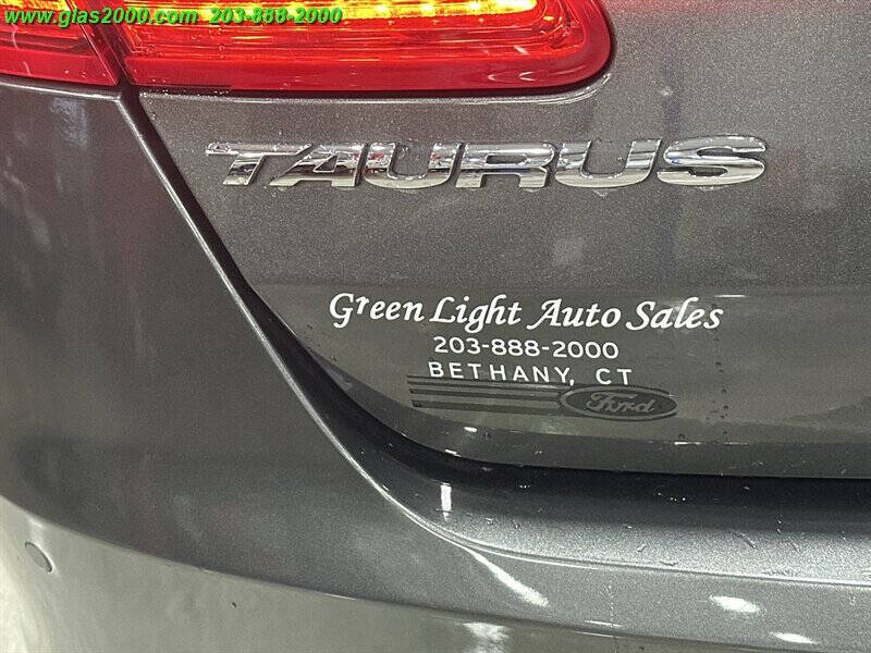 2015 Ford Taurus SEL