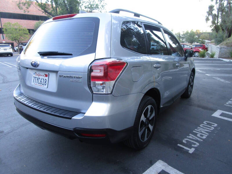 2017 Subaru Forester 2.5i