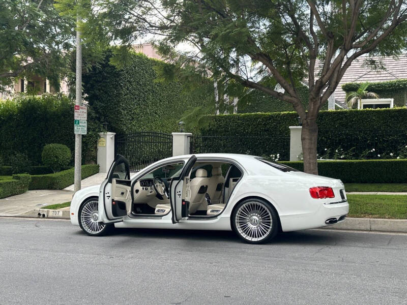 2018 Bentley Flying Spur V8