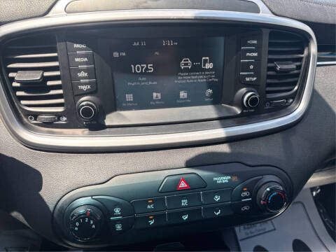 2019 Kia Sorento L