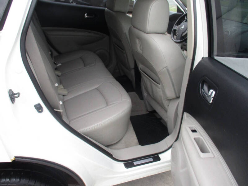 2011 Nissan Rogue SV