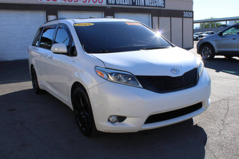 2015 Toyota Sienna