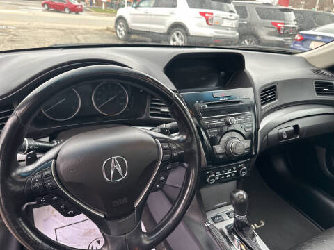 2013 Acura ILX 2.0L w/Tech