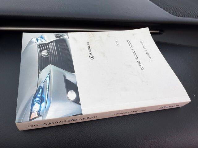 2016 Lexus IS 200t