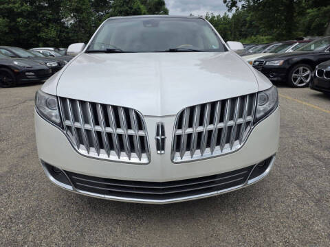 2011 Lincoln MKT