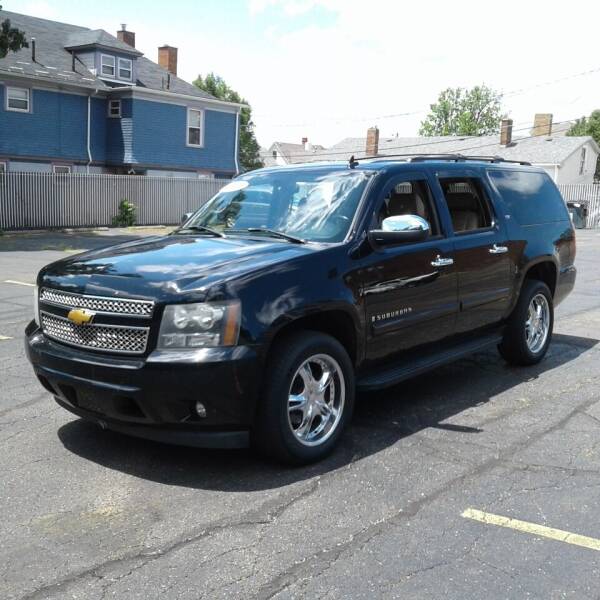 2008 Chevrolet Suburban for sale at Signature Auto Group in Massillon OH