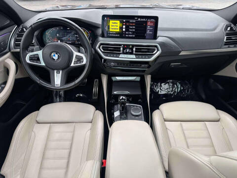2023 BMW X4 xDrive30i