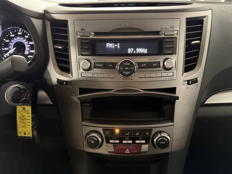 2011 Subaru Legacy 2.5i Premium