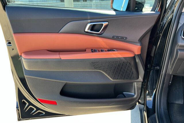 2025 Kia Carnival SX