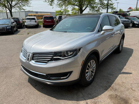 2016 Lincoln MKX for sale at Dean's Auto Sales in Flint MI