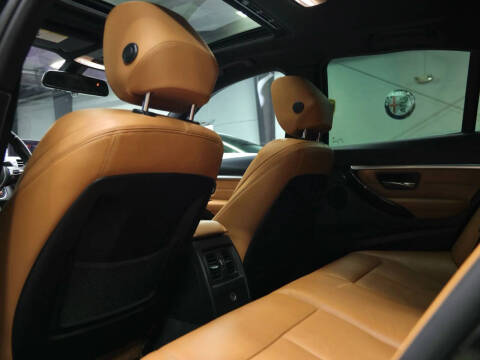 2018 BMW 3 Series 330i xDrive