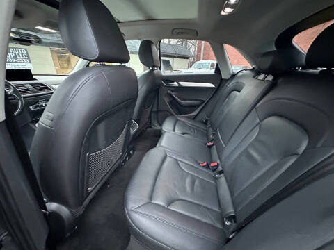 2015 Audi Q3 2.0T quattro Premium Plus