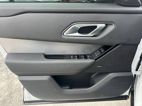 2023 Land Rover Range Rover Velar P250 R-Dynamic S