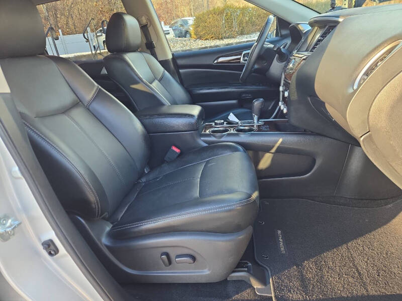 2014 Nissan Pathfinder SL