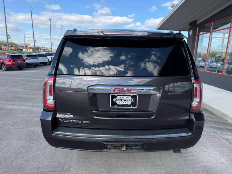 2017 GMC Yukon XL Denali