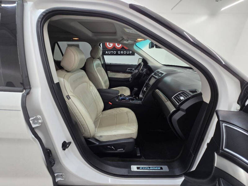 2016 Ford Explorer Platinum