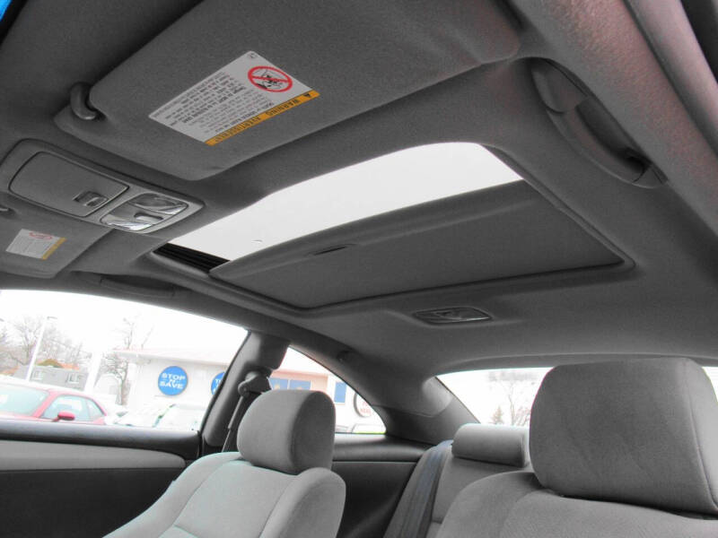 2005 Toyota Camry Solara SE