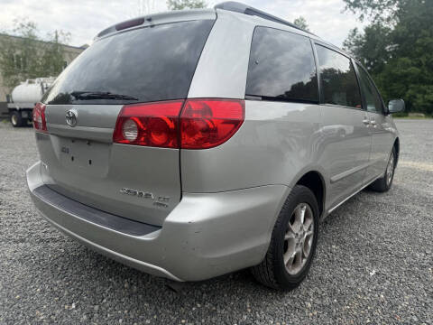 2006 Toyota Sienna LE 7 Passenger