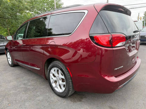 2017 Chrysler Pacifica