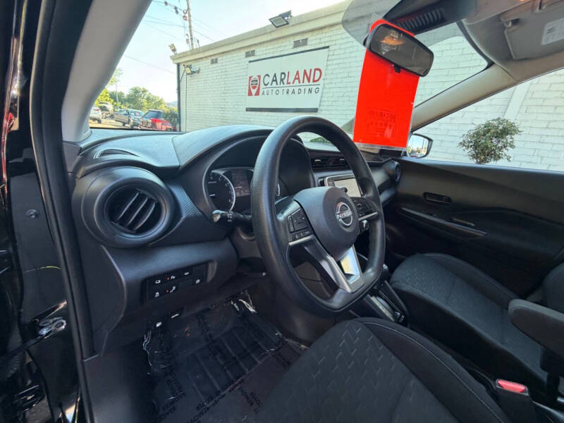 2022 Nissan Kicks S