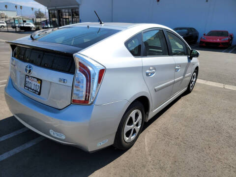 2015 Toyota Prius Two