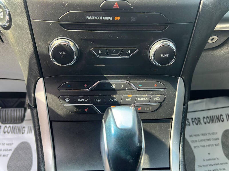 2017 Ford Edge SEL
