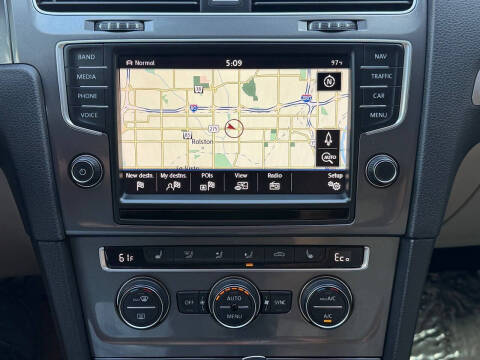 2016 Volkswagen e-Golf SEL Premium