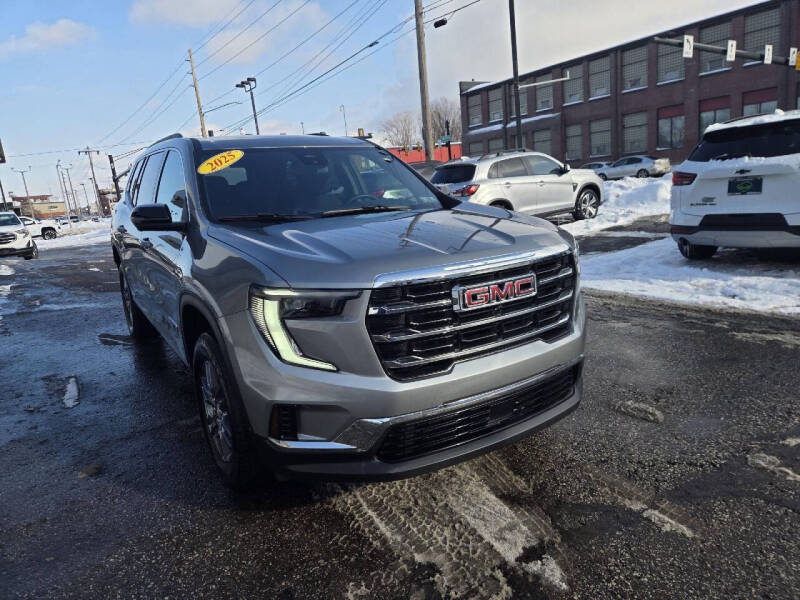 2025 GMC Acadia Elevation