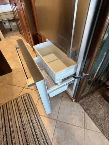 2002 Foretravel GV320 4010