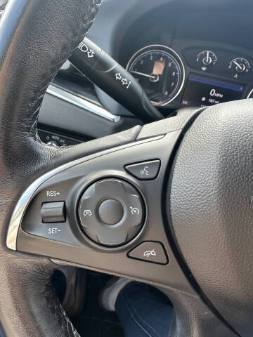 2021 Buick Enclave Essence