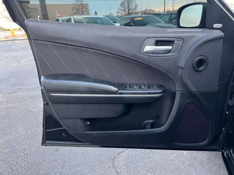 2017 Dodge Charger SXT