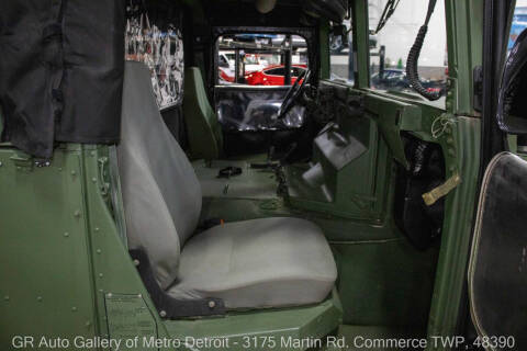 2001 AM General Hummer